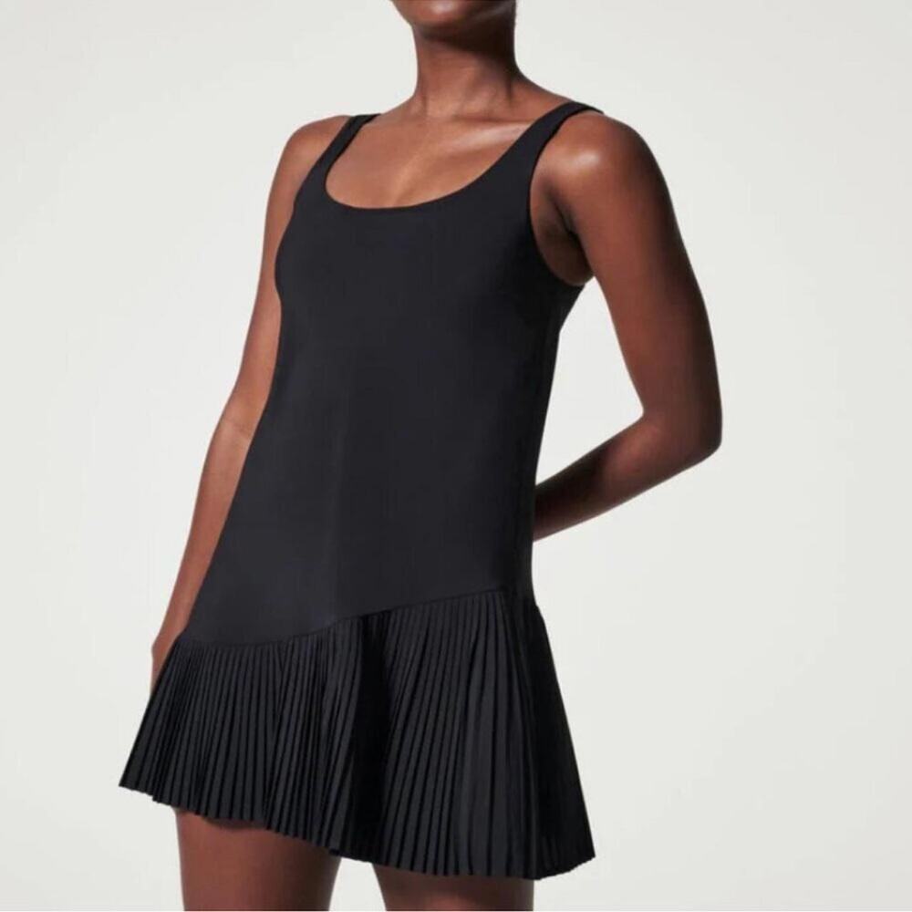 SPANX Black Pleated-Hem Sleeveless Tank Dress - Picture 11 of 11